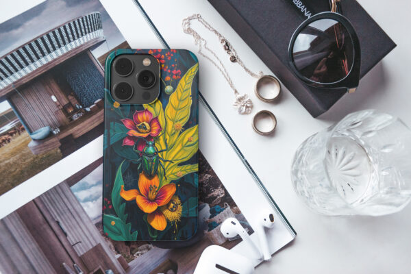 snap i14Pro real photo mockups p2 botanical bug 7