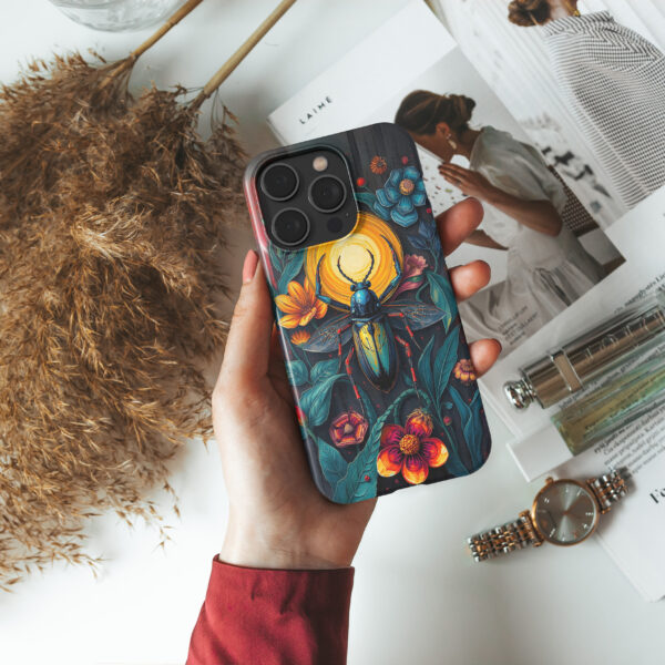 snap i14Pro real photo mockups p3 botanical bug 1