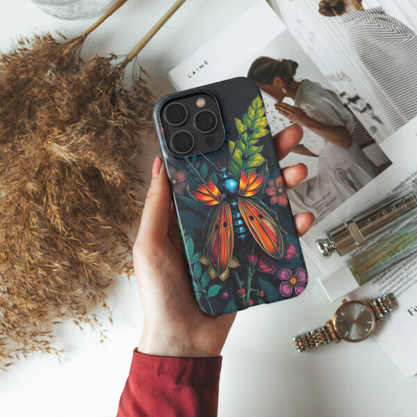 snap i14Pro real photo mockups p3 botanical bug 2