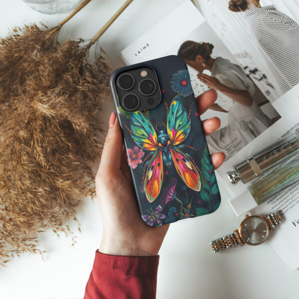 snap i14Pro real photo mockups p3 botanical bug 4